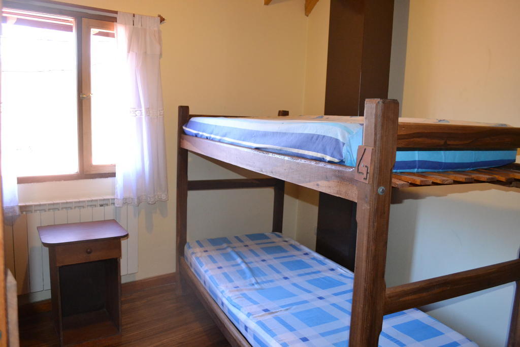Camping y Hostal El Ovejero El Calafate Habitación foto